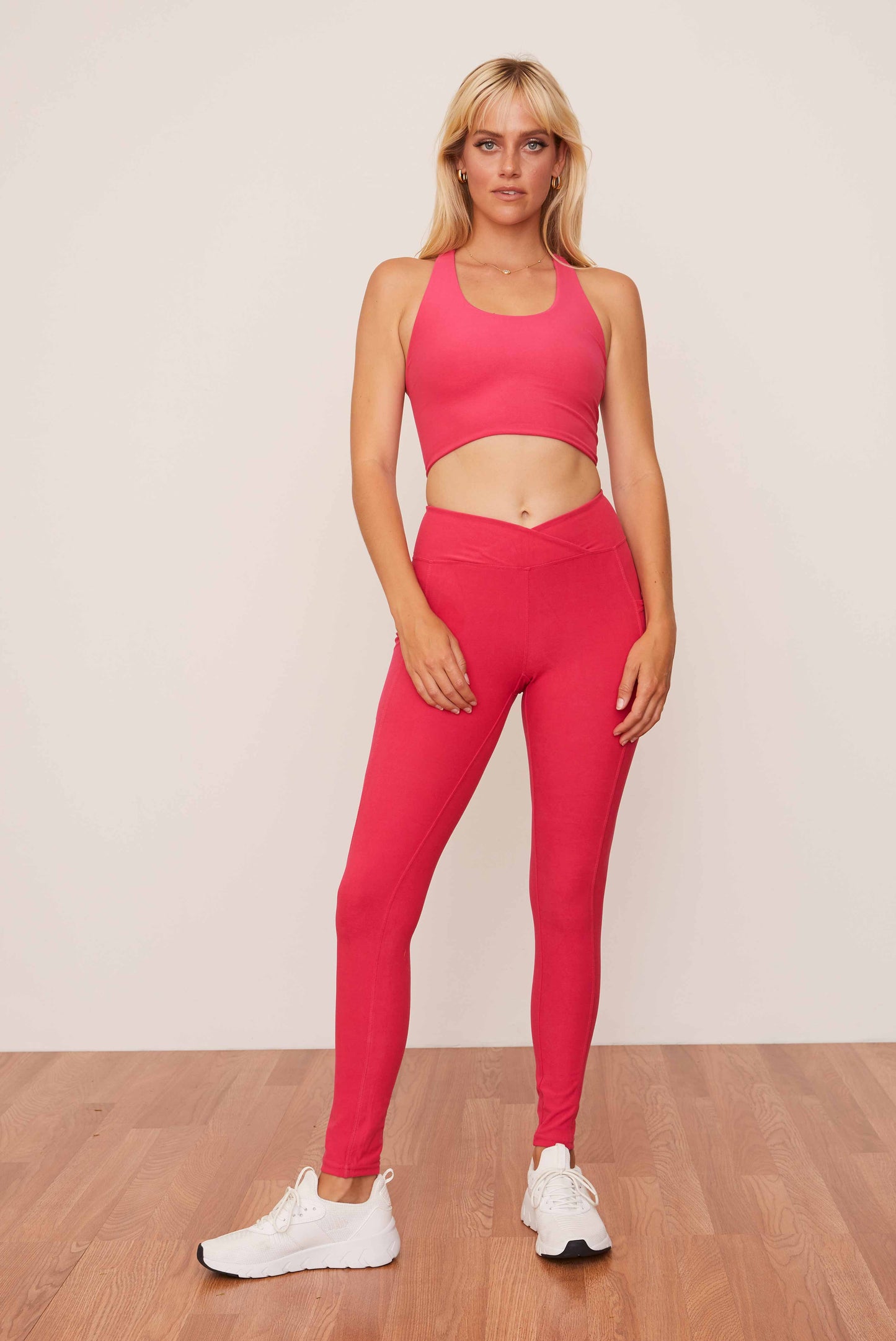 Lychee Ruched Crossover Pocket Legging